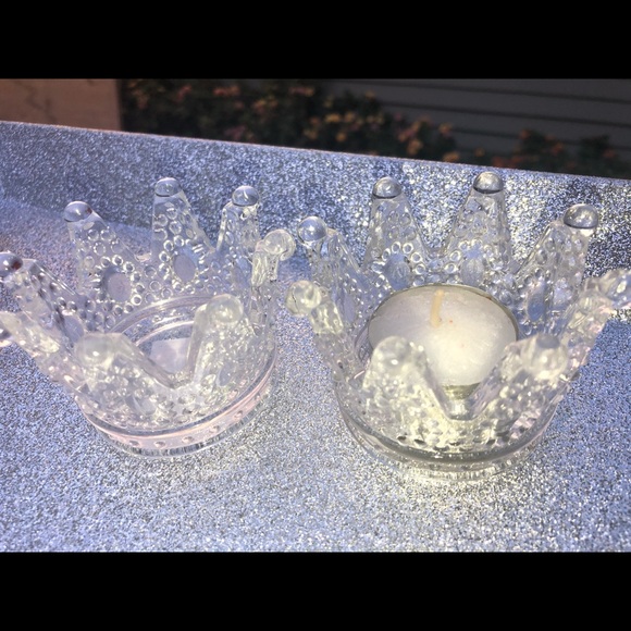 Set of Regal hobnail crown glass candle holders - Picture 3 of 14
